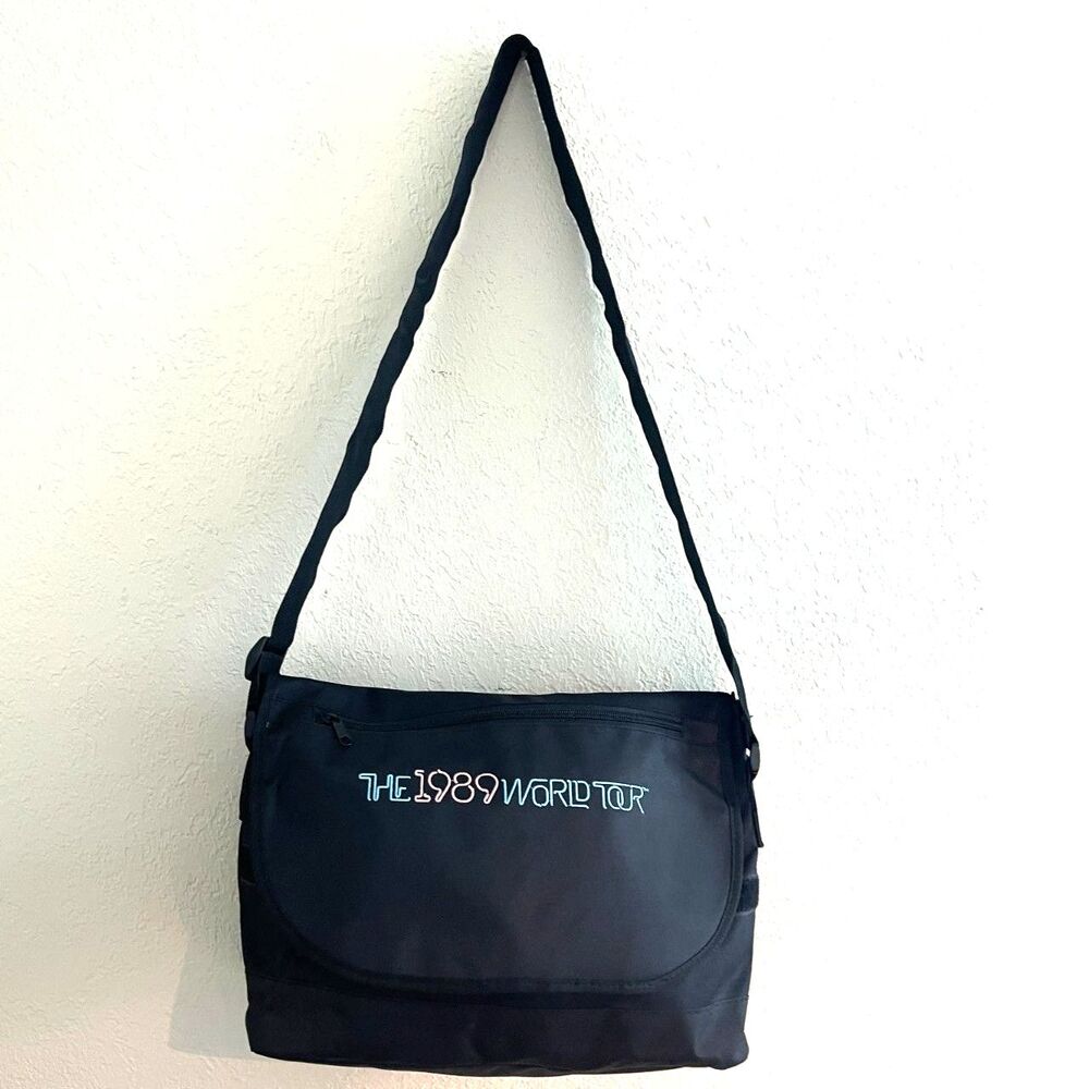 Taylor Swift 1989 World Tour Black Shoulder Tote Messenger Bag VIP Concert Merch